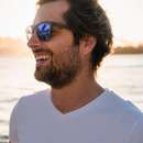 Handsome, tall and tanned guy wants to meet shy woman in Redding